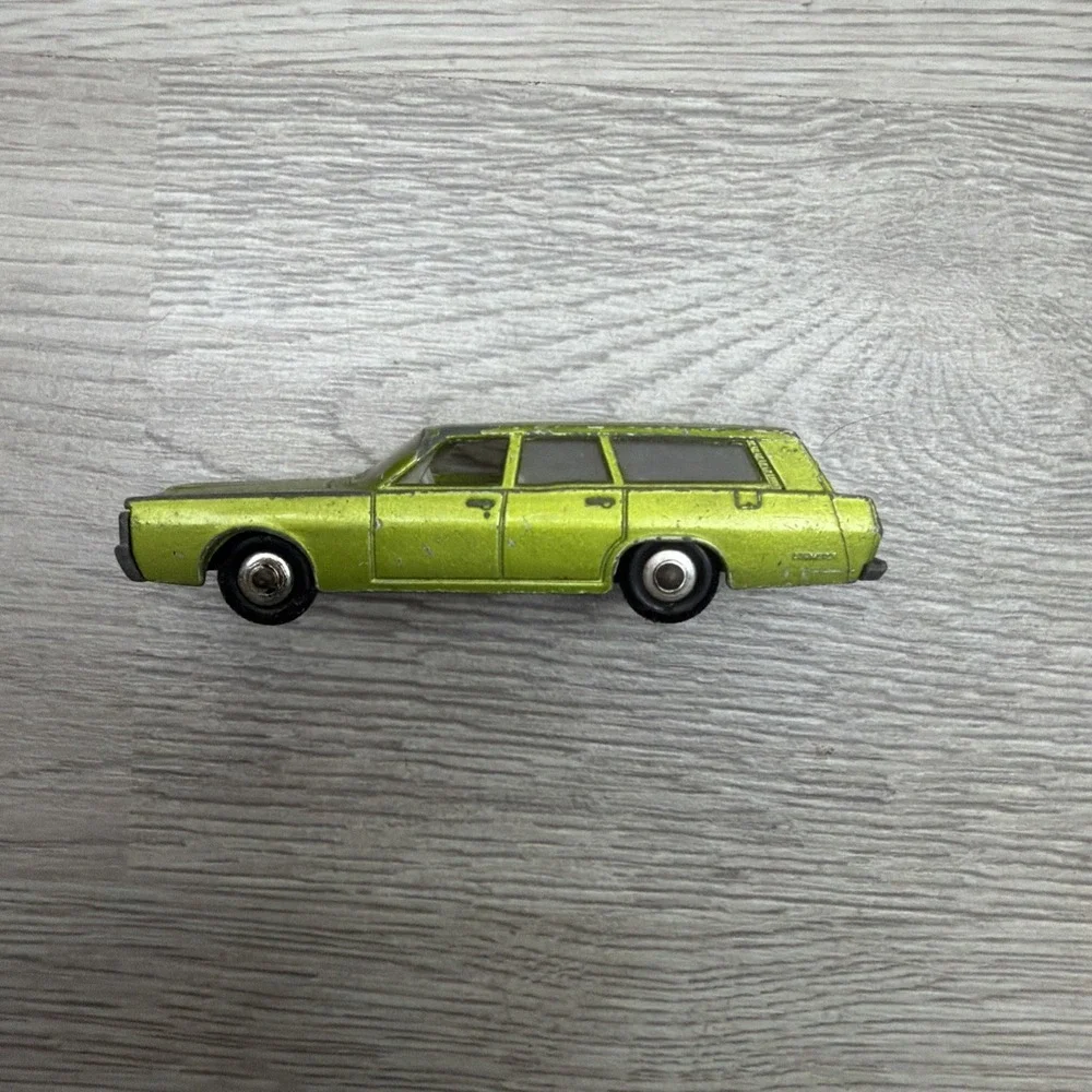 Lesney Matchbox #64 MG 1100 & #55 Or #73 Mercury Die Cast Vintage Cars Ft. Dogs